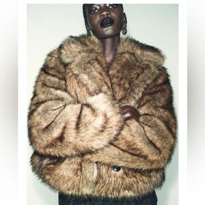 Zara Brown Short Faux Fur Jacket